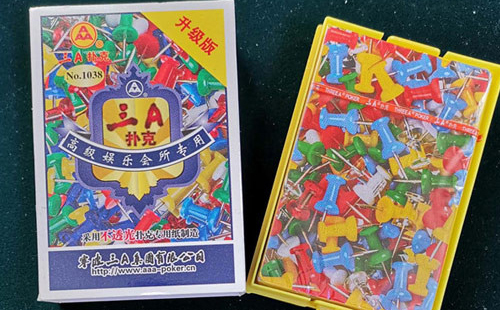 嘉黎扑克批发采购指南与产品质量识别要点解析